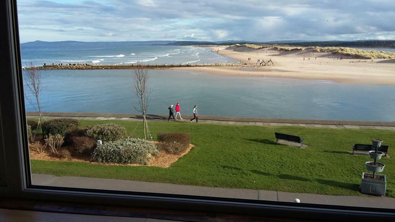 The Jewel Of The Moray Firth Apartment Lossiemouth Exterior photo